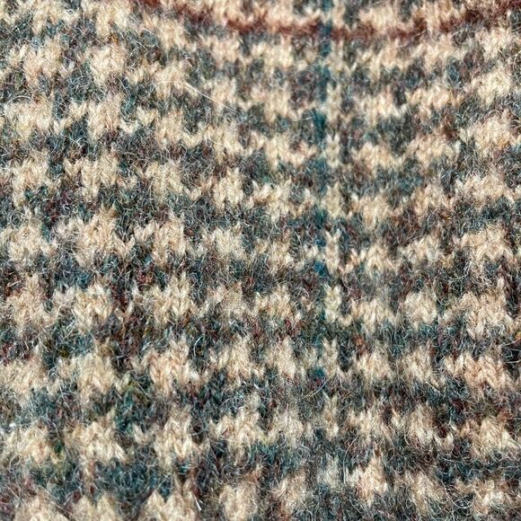 LORD AND TAYLOR Shetland Kensington Collection Wool Sweater Size Large - Picture 8 of 8